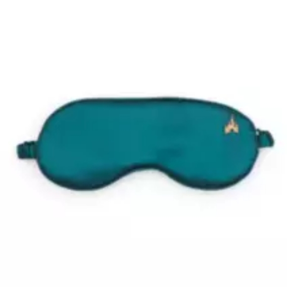 Disney Parks Fantasyland Castle Set Ensemble NWT - Picture 7 of 13